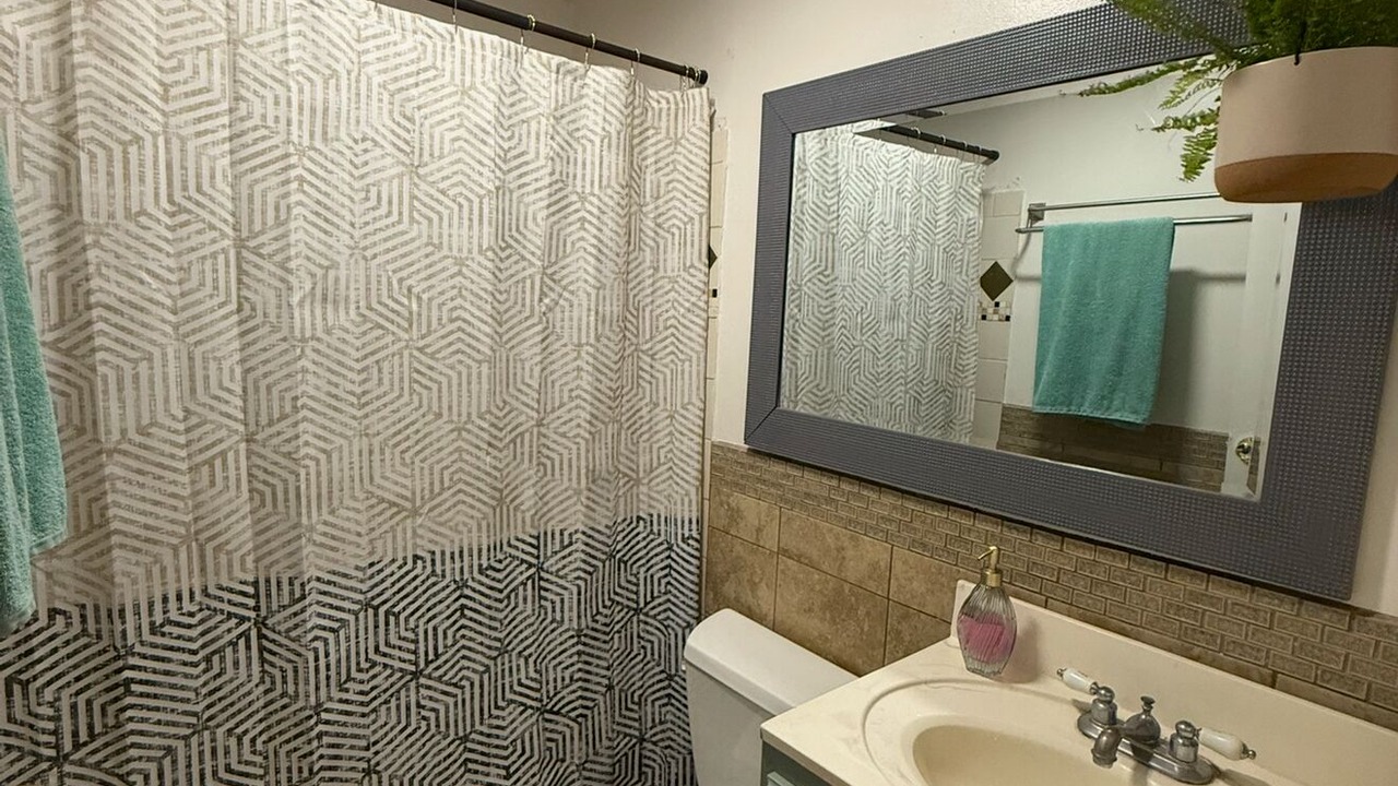 Photo of Bathroom in Hawthorne