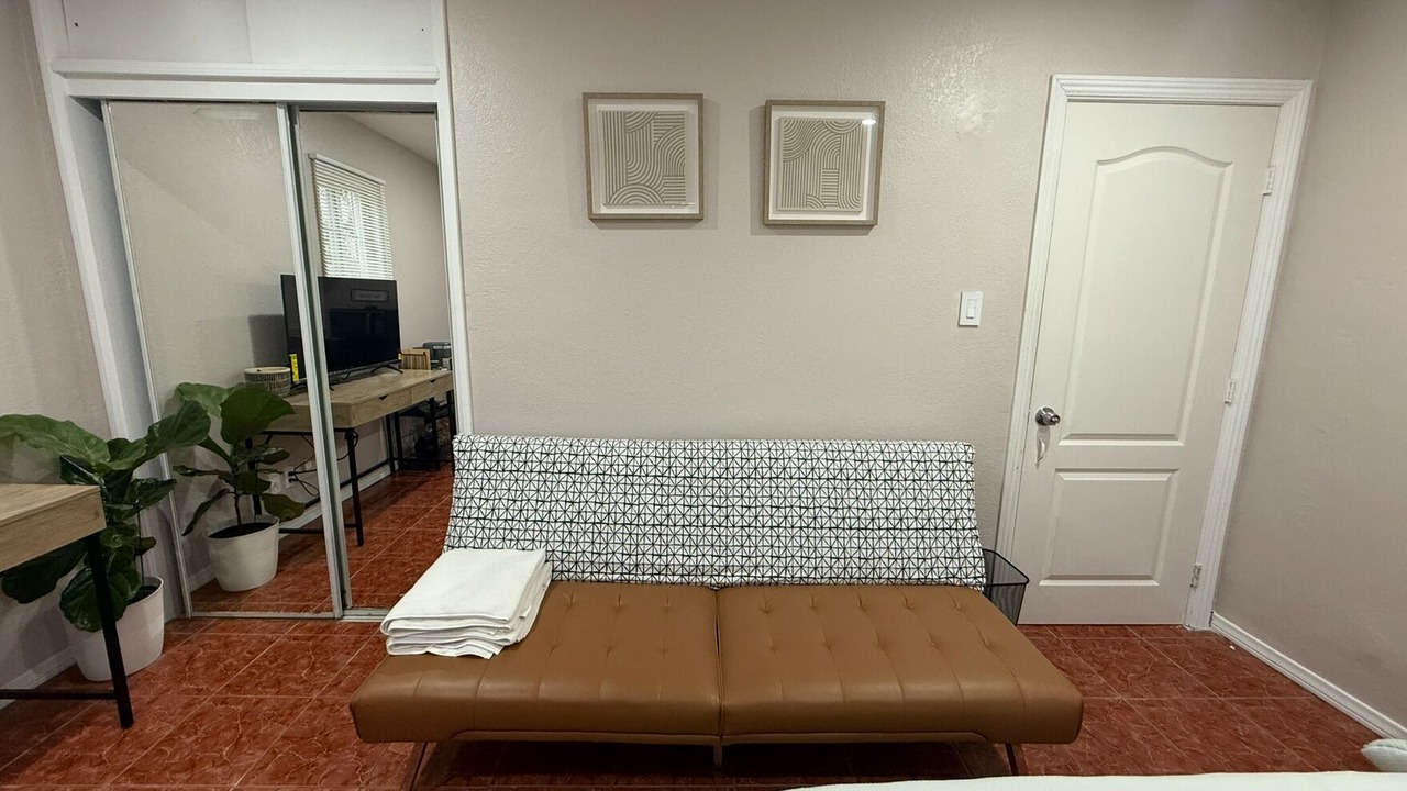 Photo of Bedroom in Hawthorne