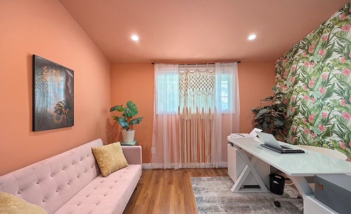 Photo of Livingroom in Northwest Anaheim