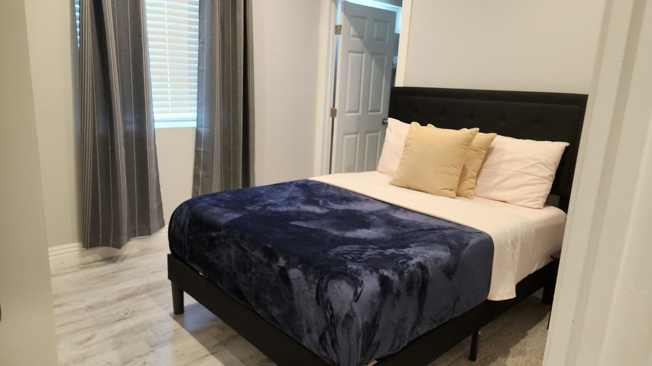 Photo of Bedroom in Los Angeles