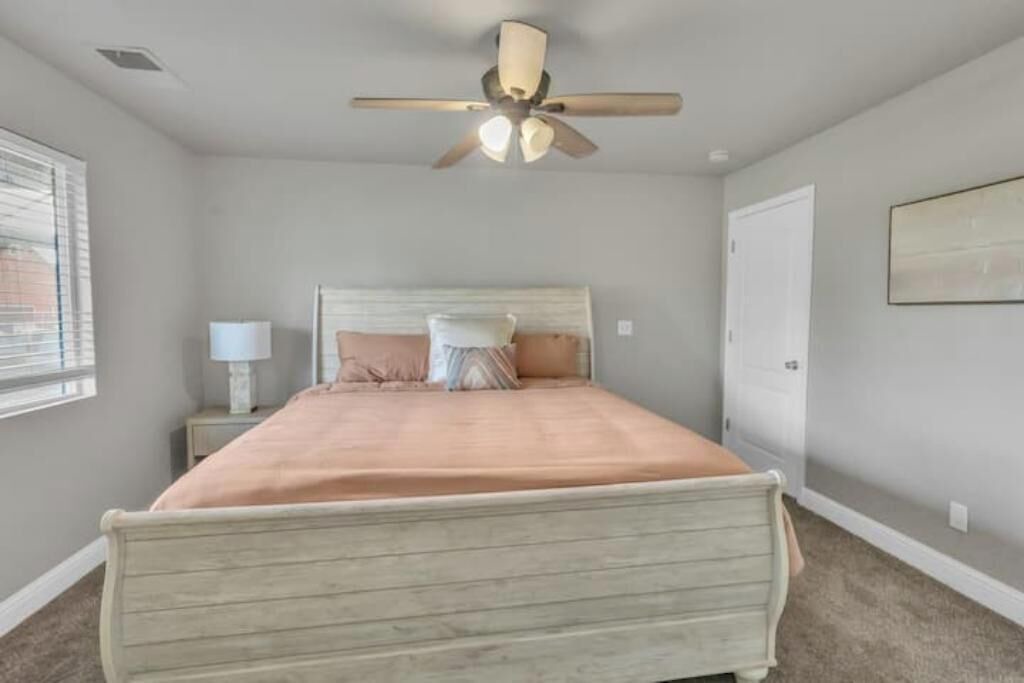 Photo of Bedroom in Victor