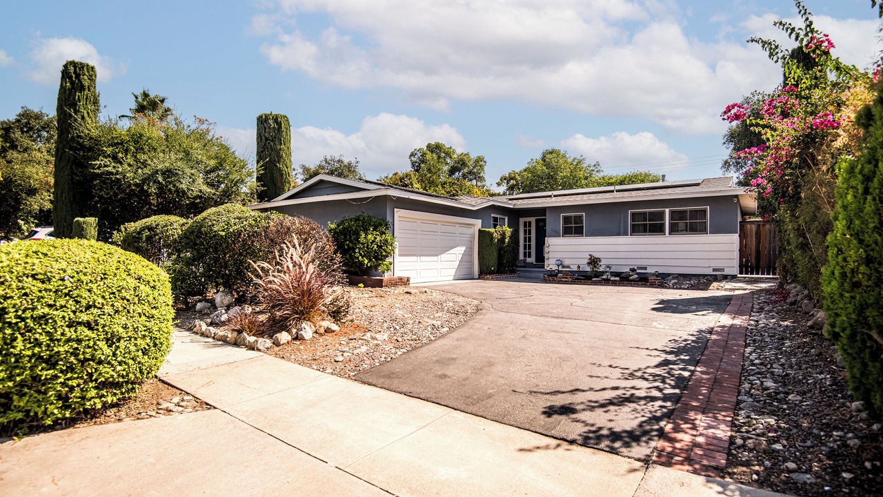 Photo of Outdoor in Claremont
