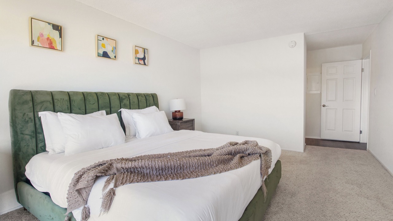 Photo of Bedroom in Silver Strand