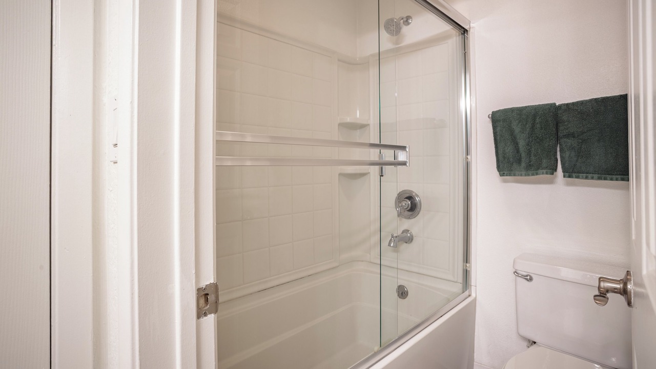 Photo of Bathroom in Silver Strand