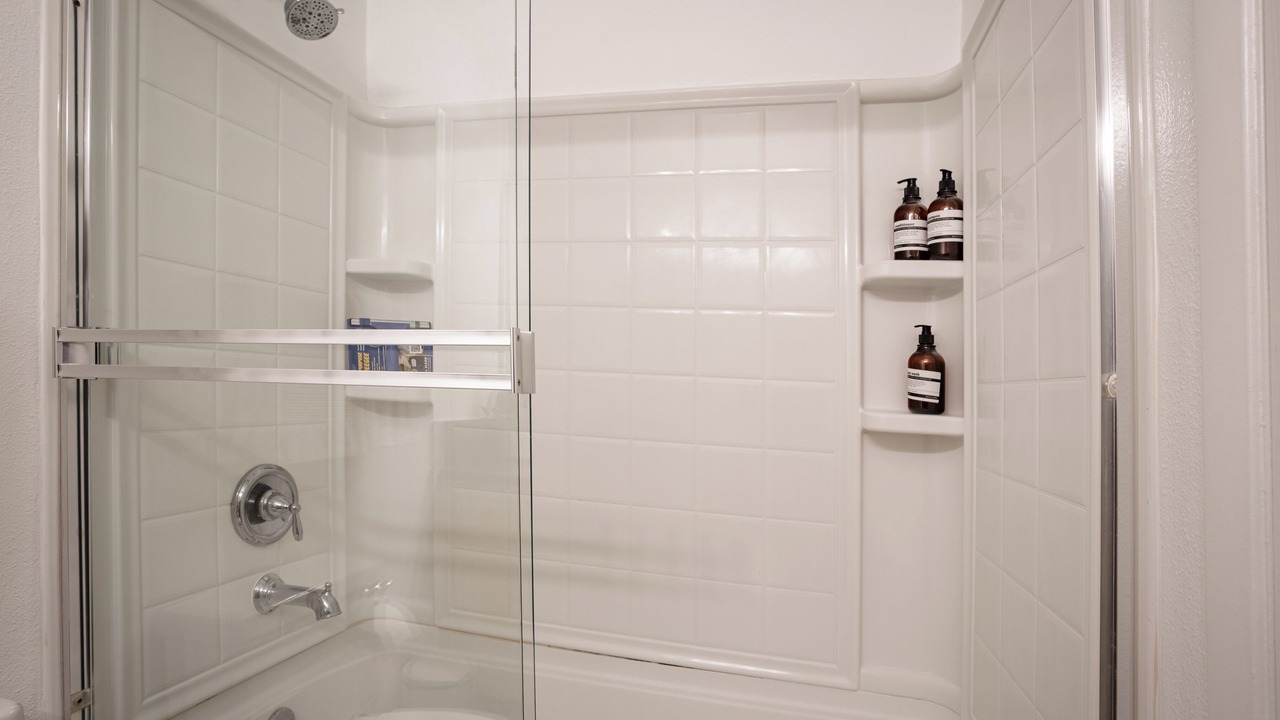 Photo of Bathroom in Silver Strand