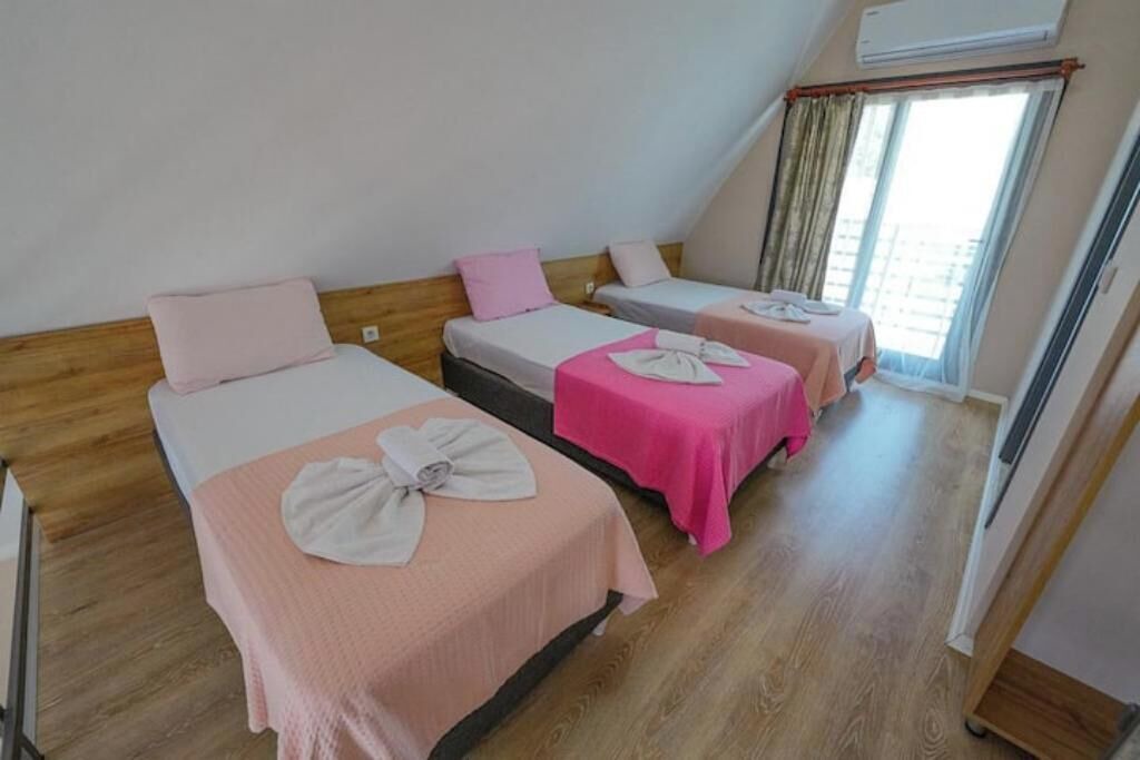 Photo of Bedroom in Yaniklar