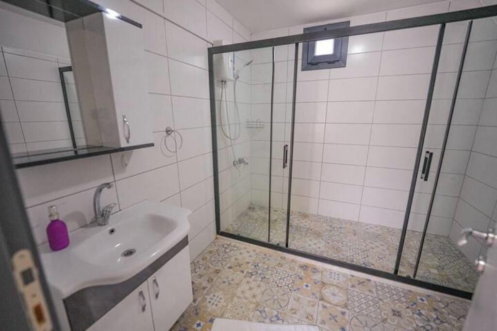 Photo of Bathroom in Yaniklar