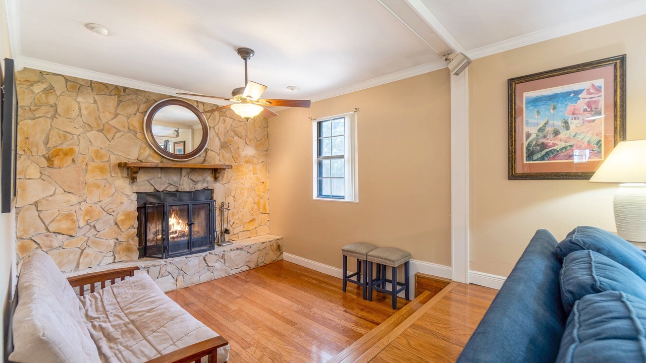 Photo of Livingroom in East Pensacola Heights
