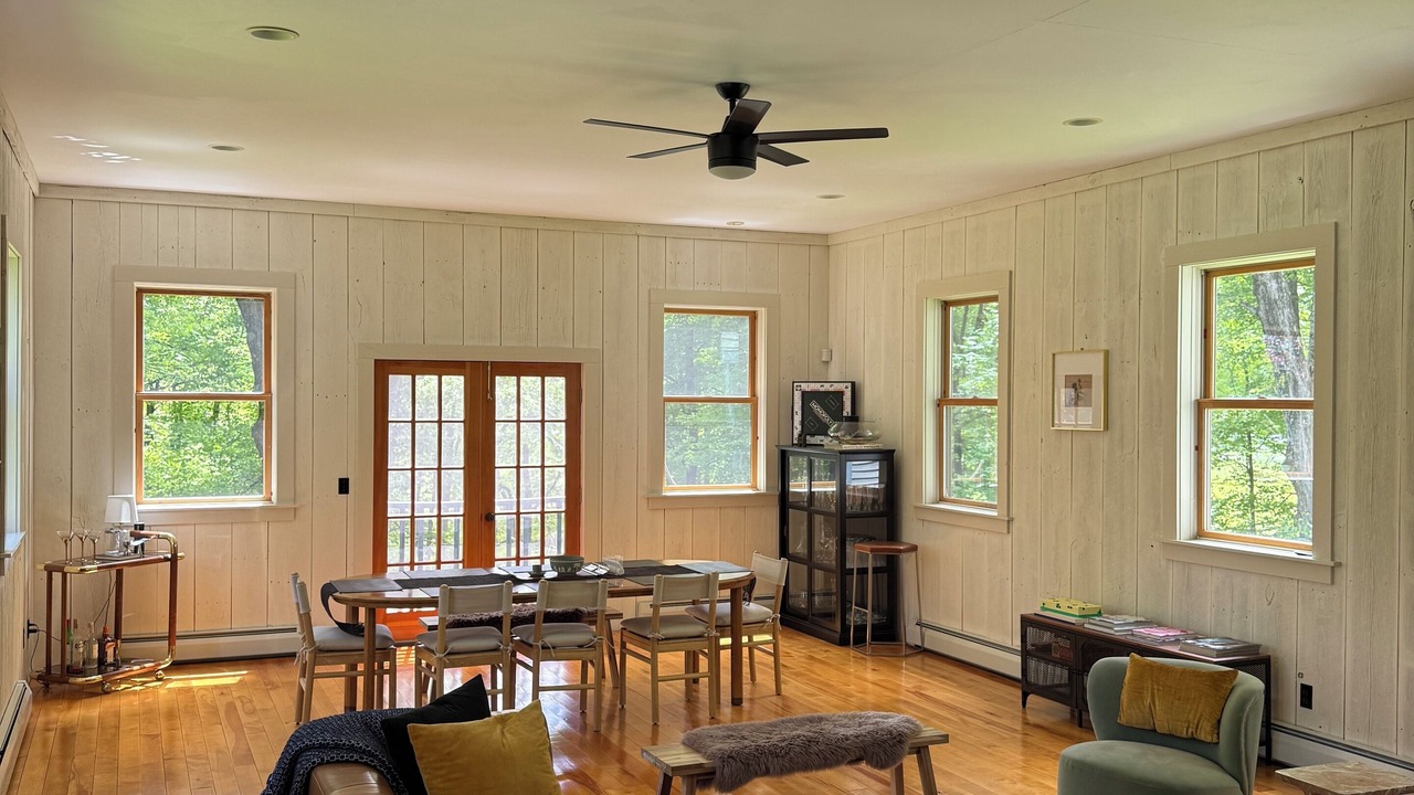Photo of Livingroom in New Preston