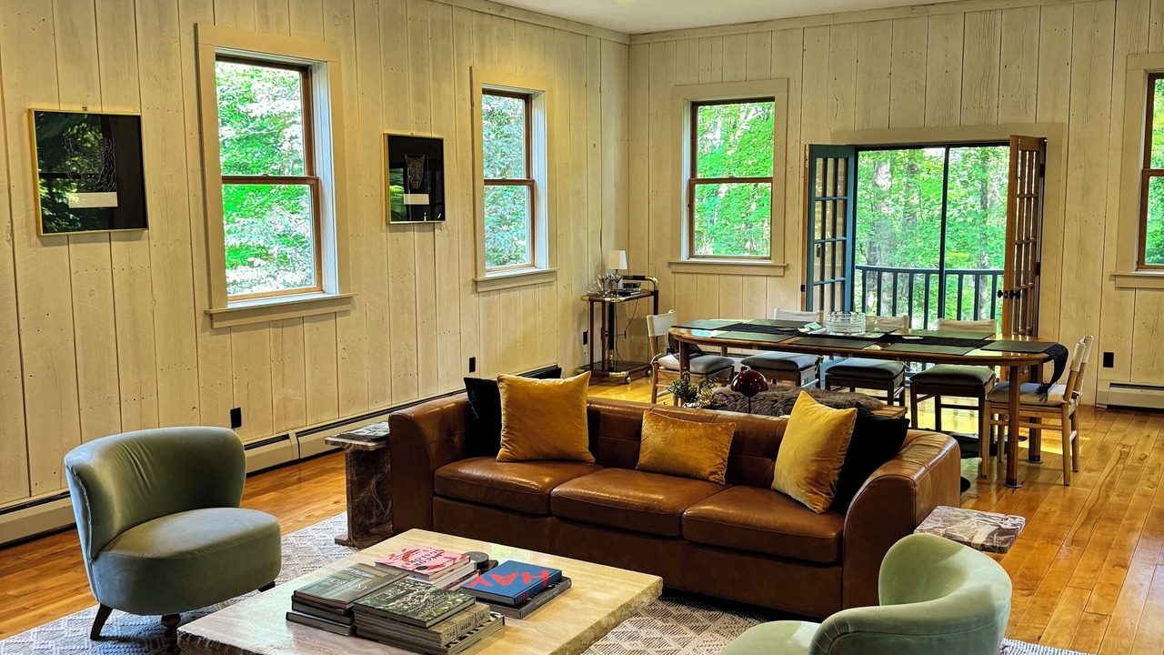 Photo of Livingroom in New Preston