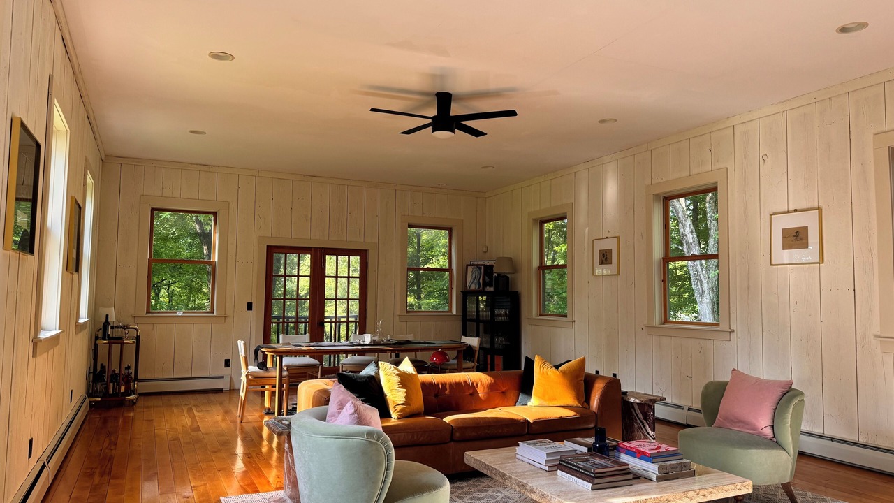 Photo of Livingroom in New Preston