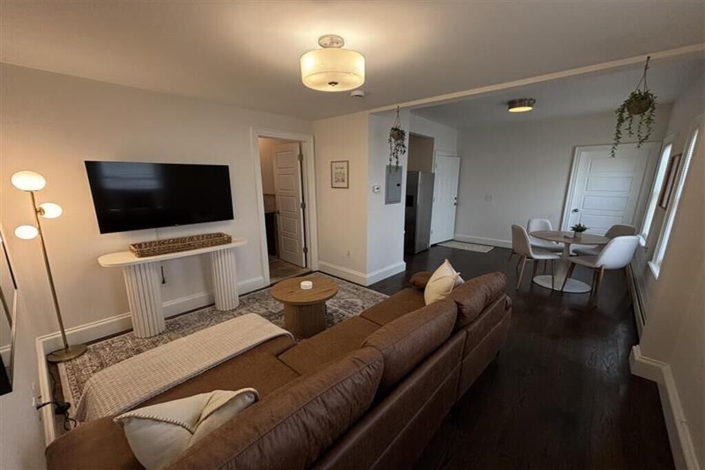 Photo of Livingroom in Bayonne