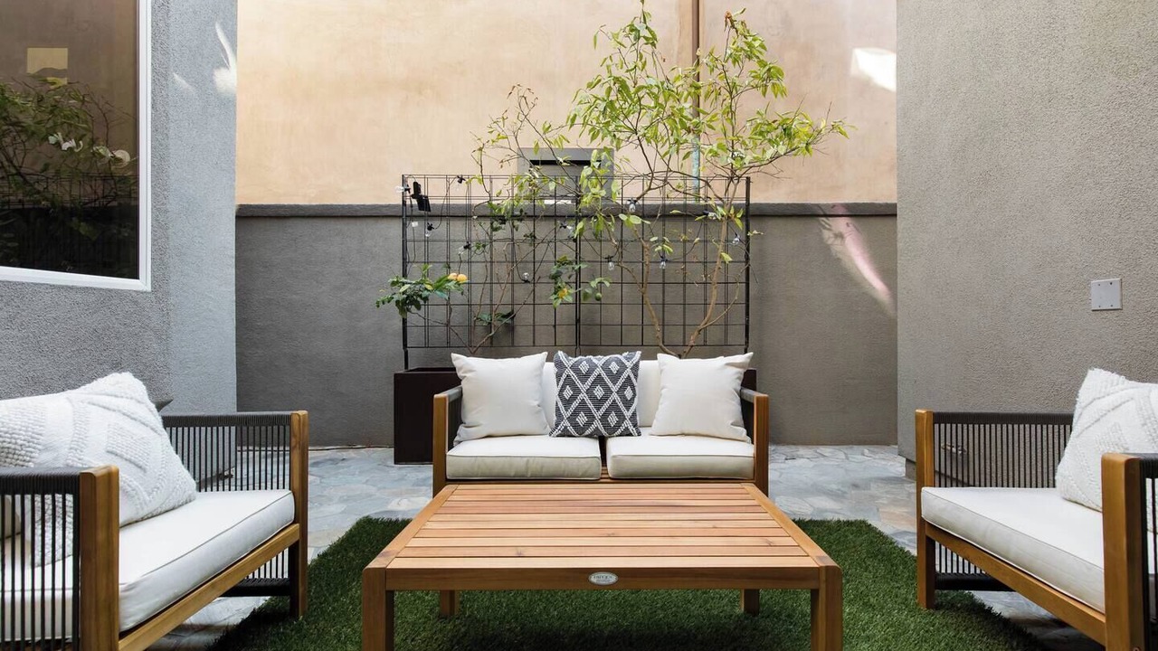 Photo of Patio Balcony in Huntington Beach