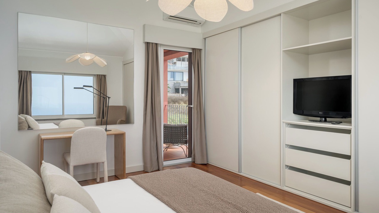Photo of Bedroom in Calheta