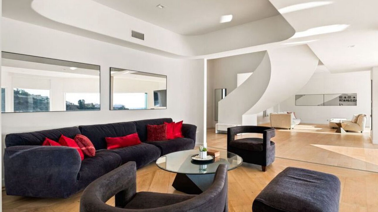 Photo of Livingroom in Nichols Canyon