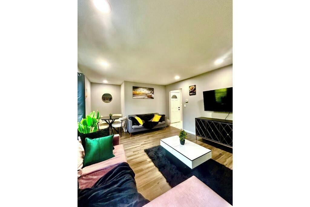 Photo of Livingroom in Montclair