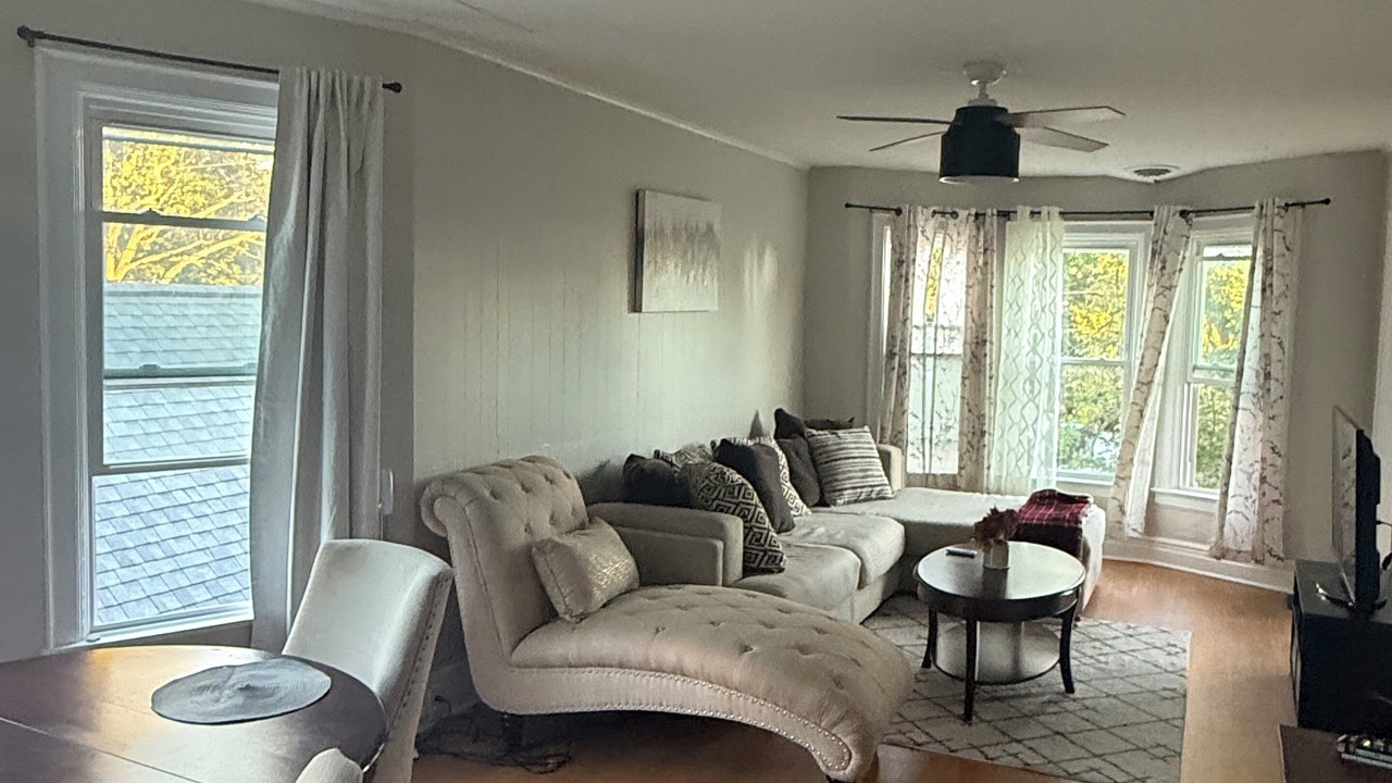 Photo of Livingroom in Buffalo
