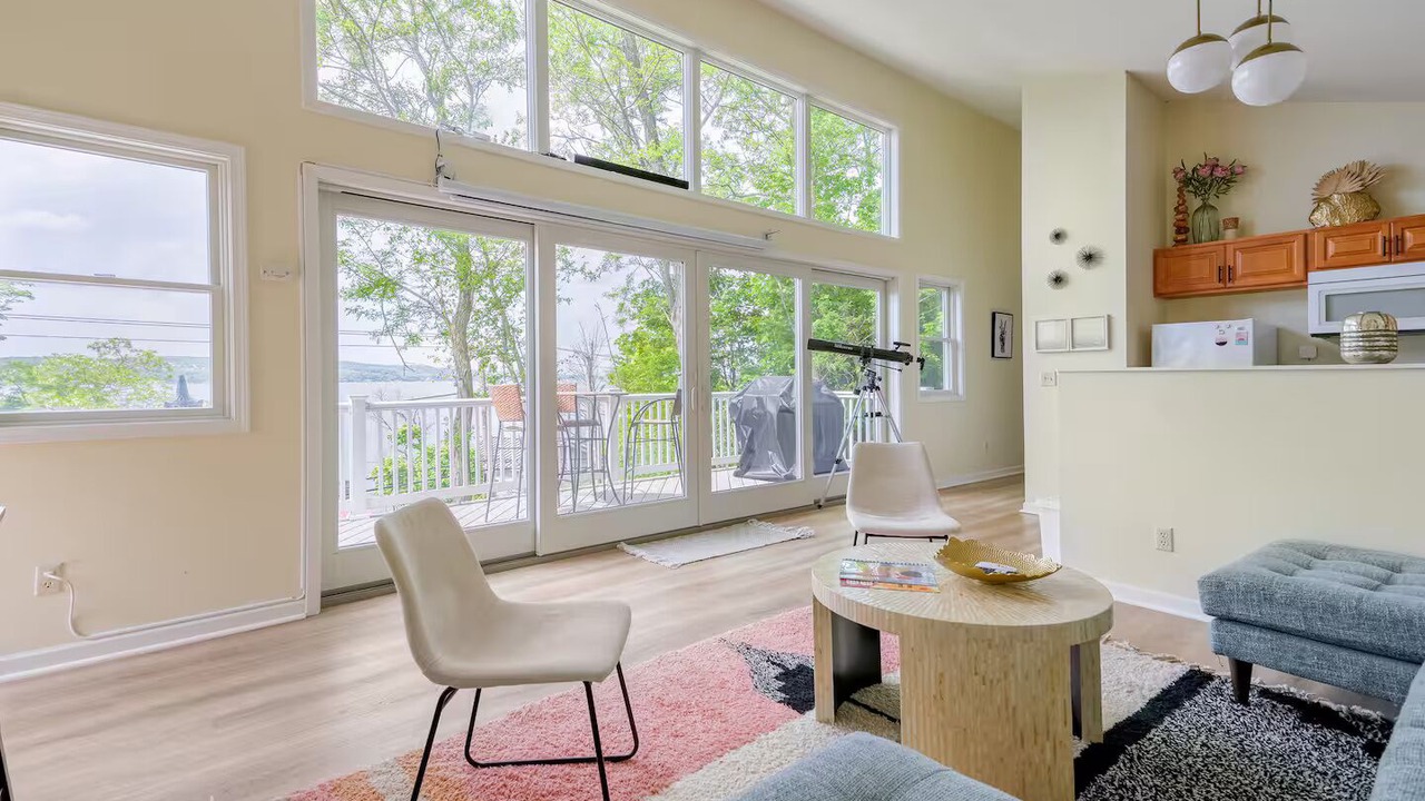 Photo of Livingroom in Rushville