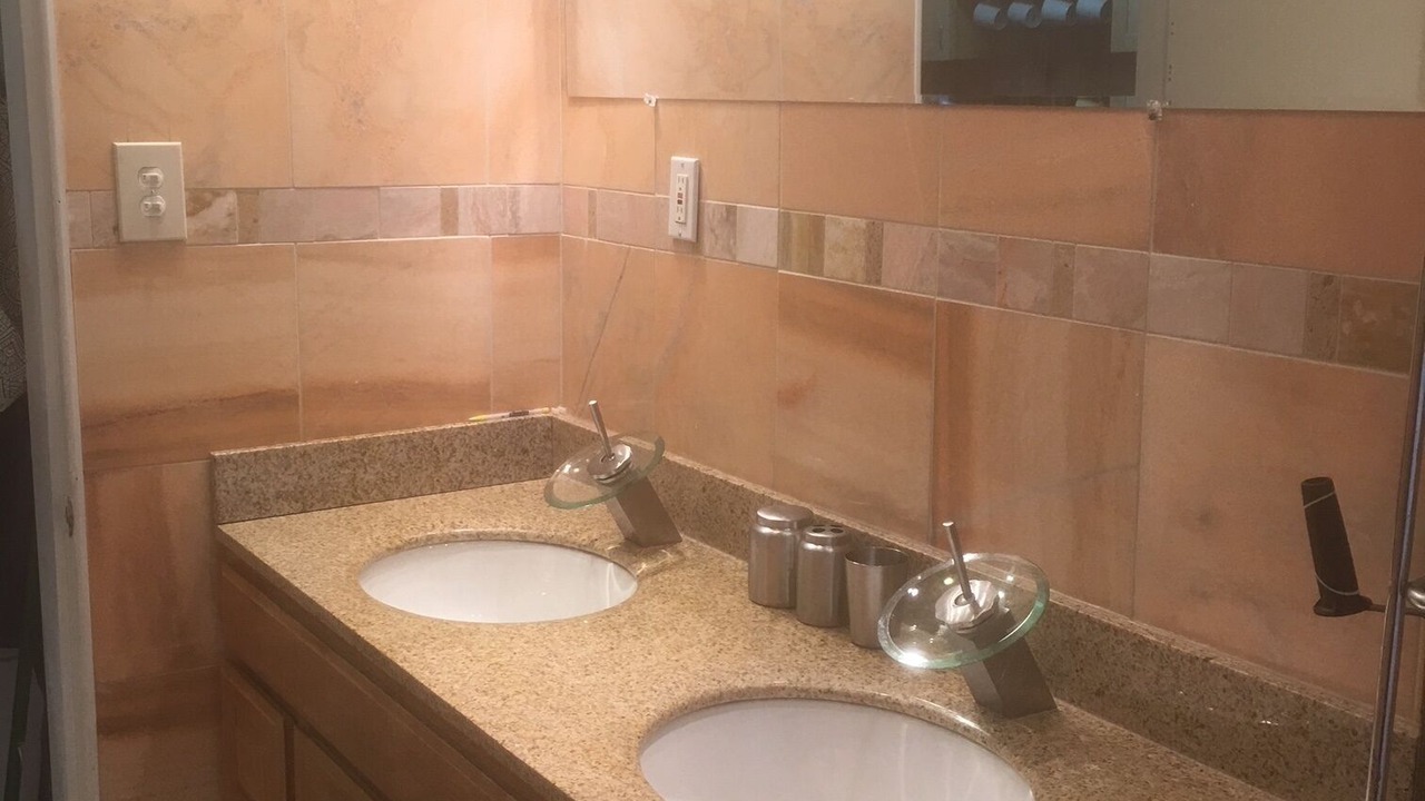 Photo of Bathroom in Sunnyside