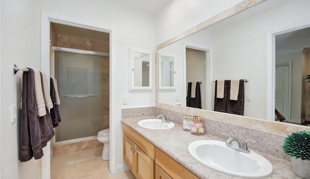 Photo of Bathroom in University Park