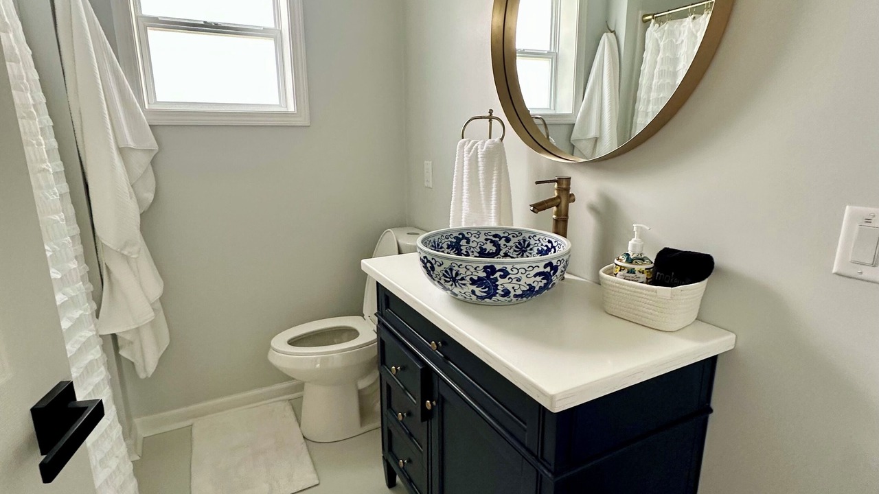 Photo of Bathroom in Auburn