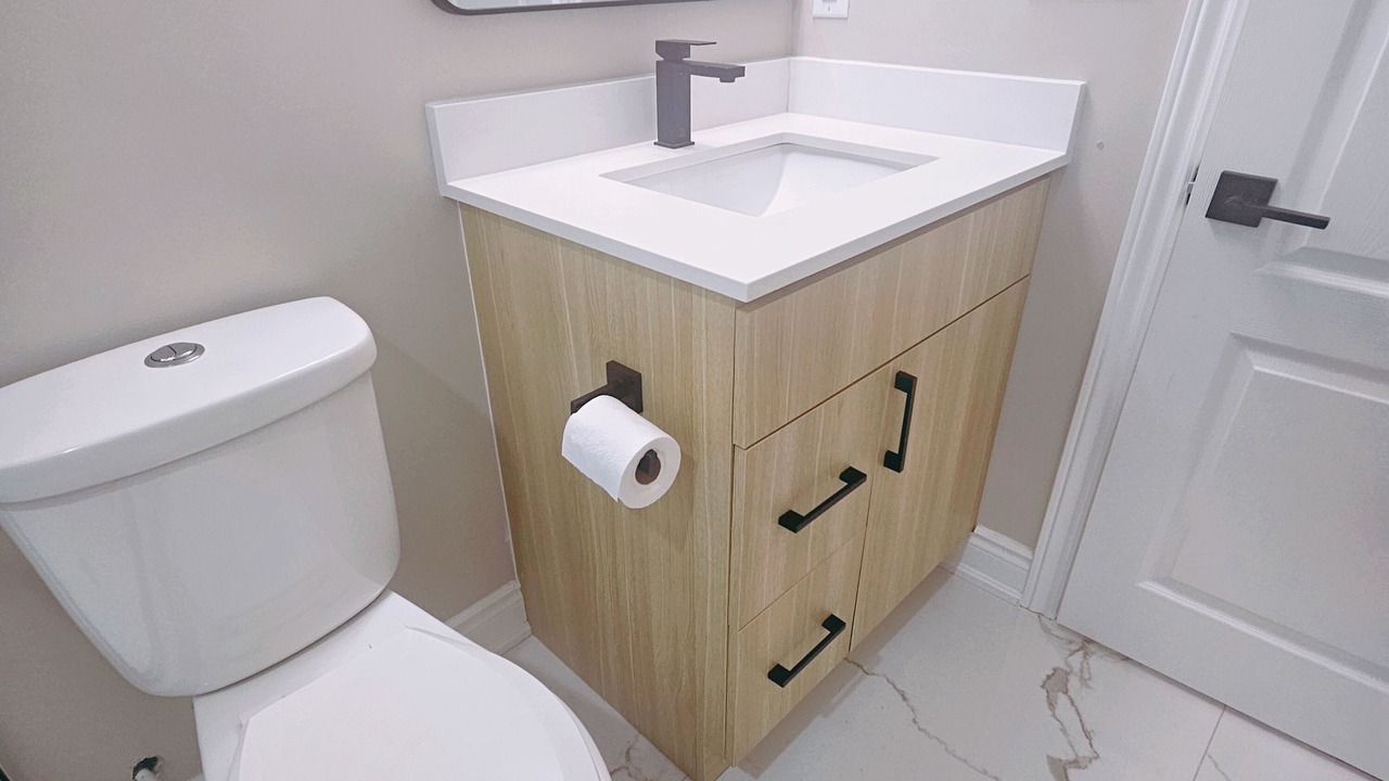 Photo of Bathroom in Halton Regional Municipality
