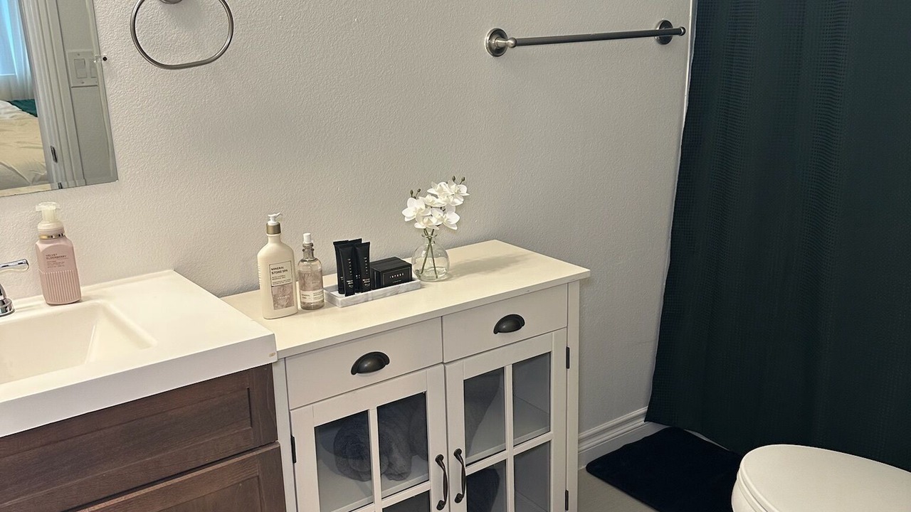 Photo of Bathroom in Los Angeles
