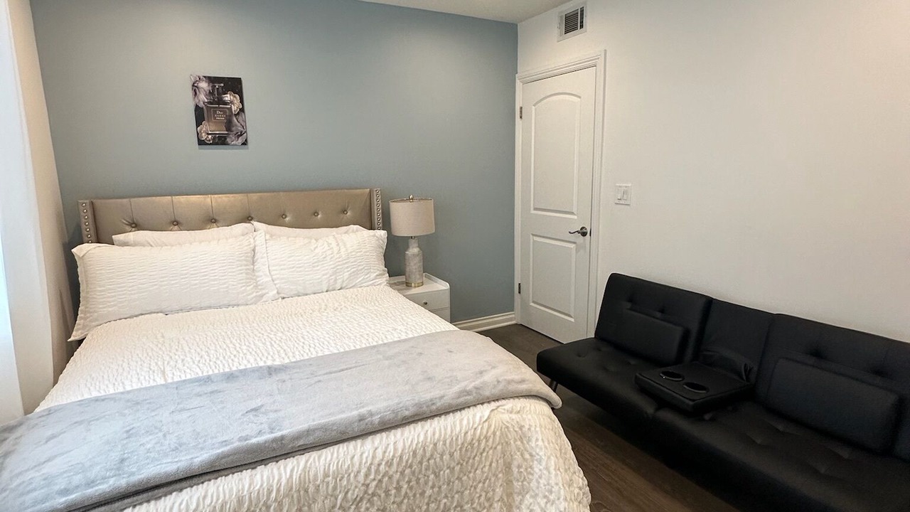 Photo of Bedroom in Los Angeles