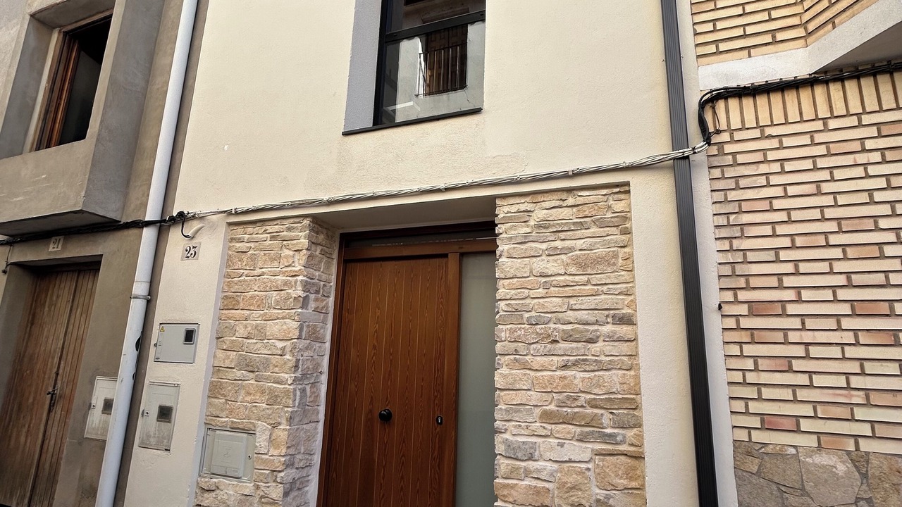 Photo of Outdoor in Almatret