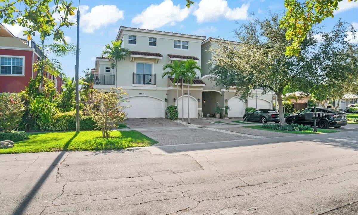 Photo of Outdoor in Coral Ridge