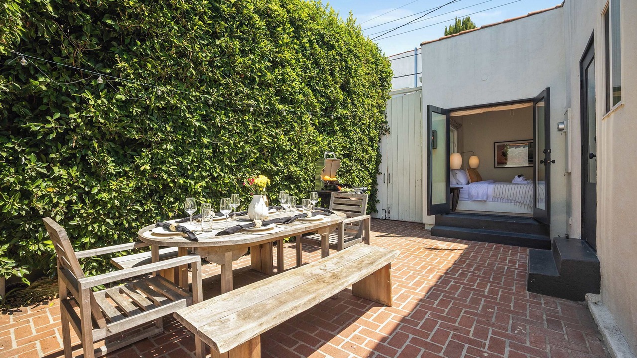 Photo of Outdoor in Melrose