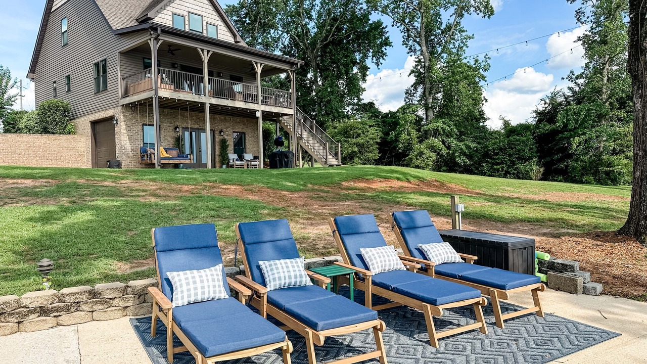 Photo of Outdoor in Shelby