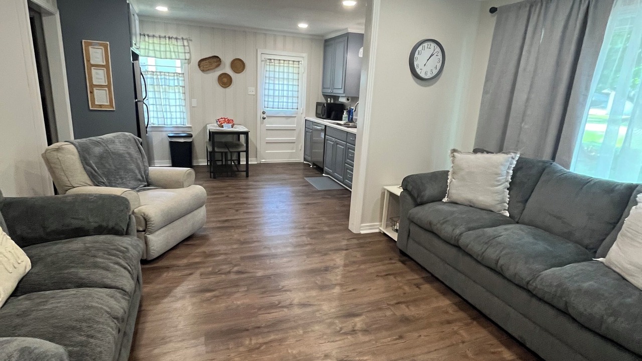 Photo of Livingroom in Rayville