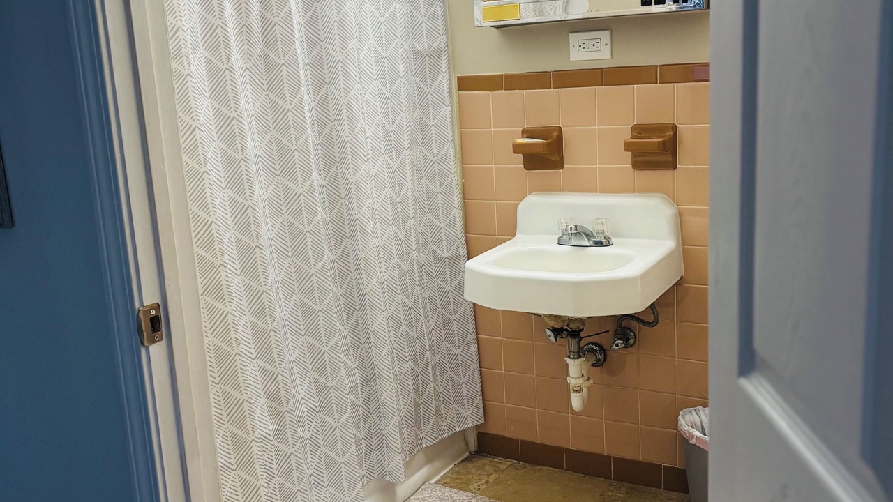 Photo of Bathroom in Hattiesburg