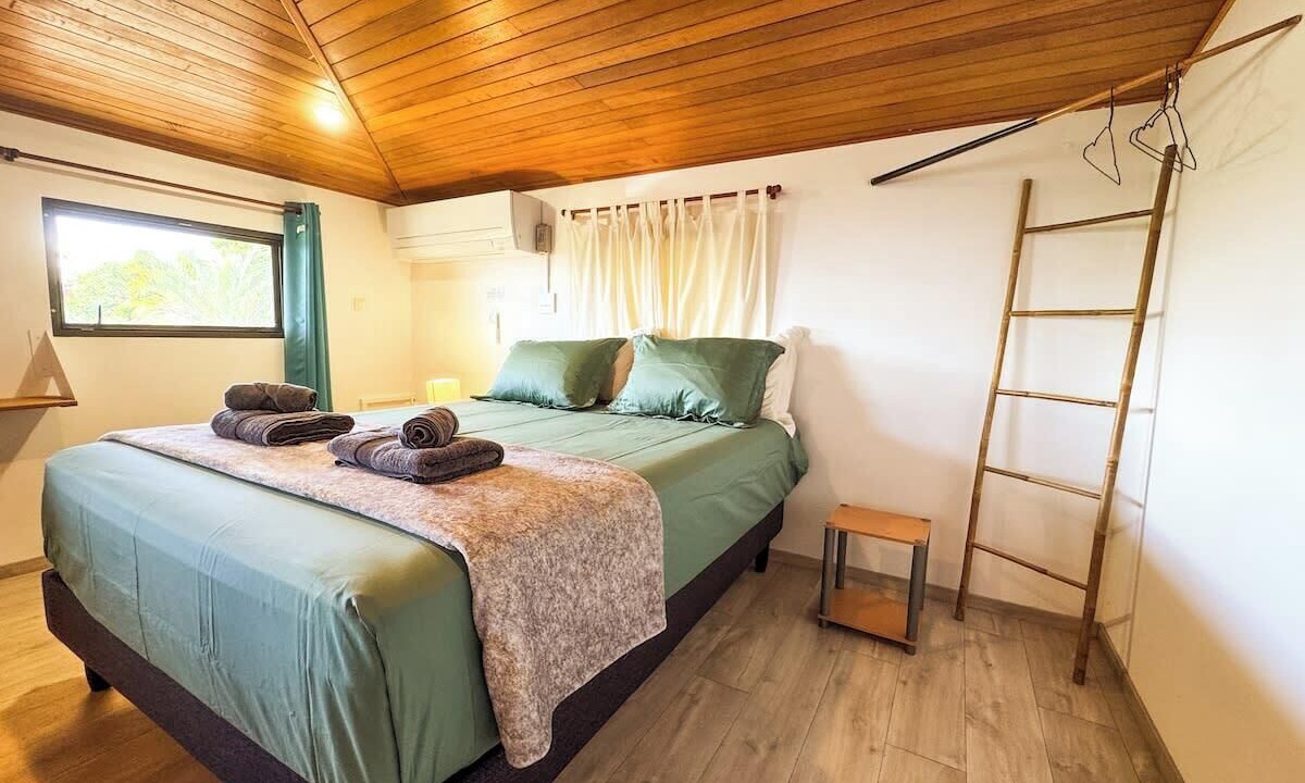 Photo of Bedroom in Mahina