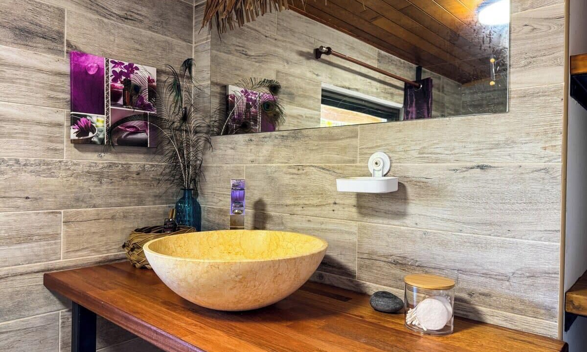 Photo of Bathroom in Mahina