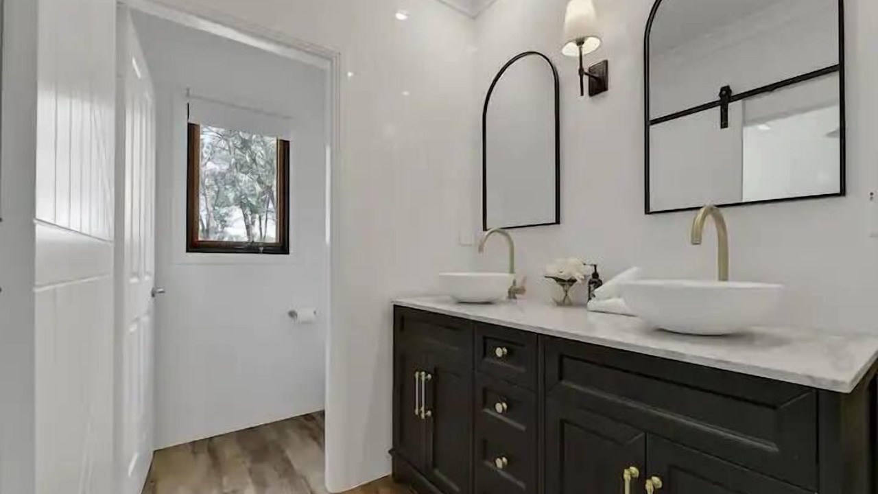 Photo of Bathroom in Orange