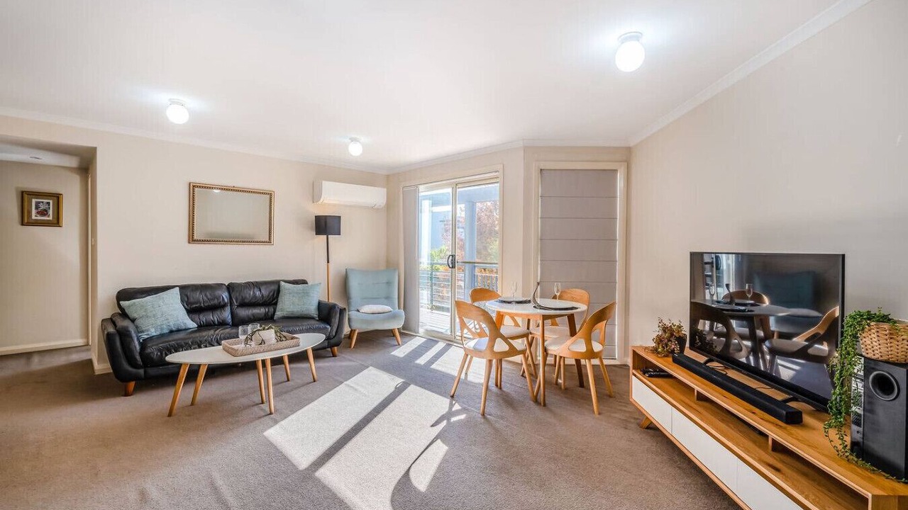 Photo of Livingroom in Turner