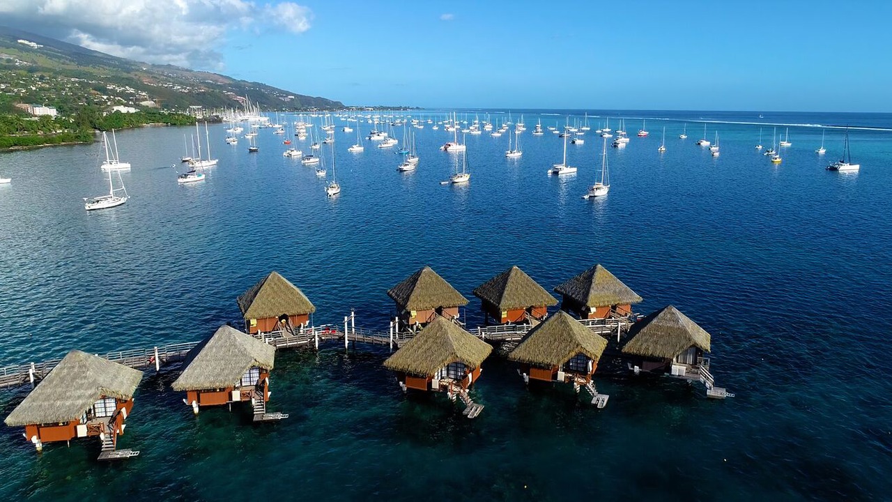 Photo of Others in Tahiti