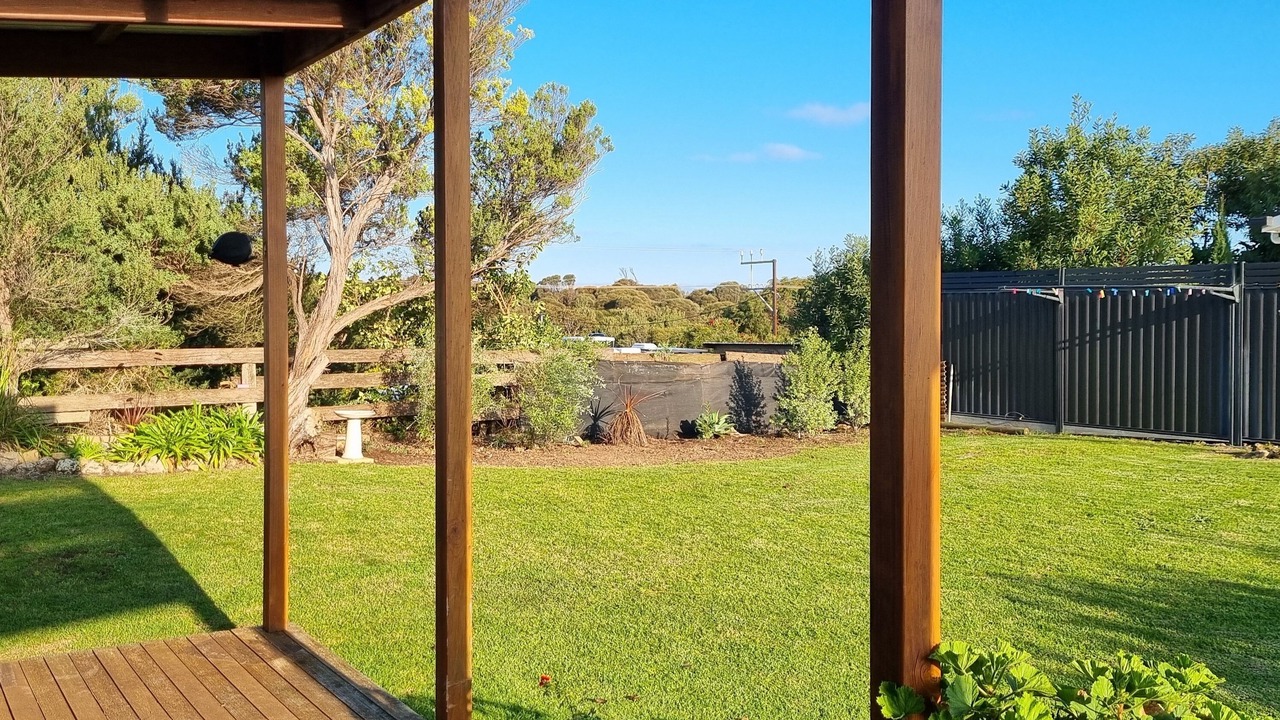 Photo of Patio Balcony in Rivoli Bay