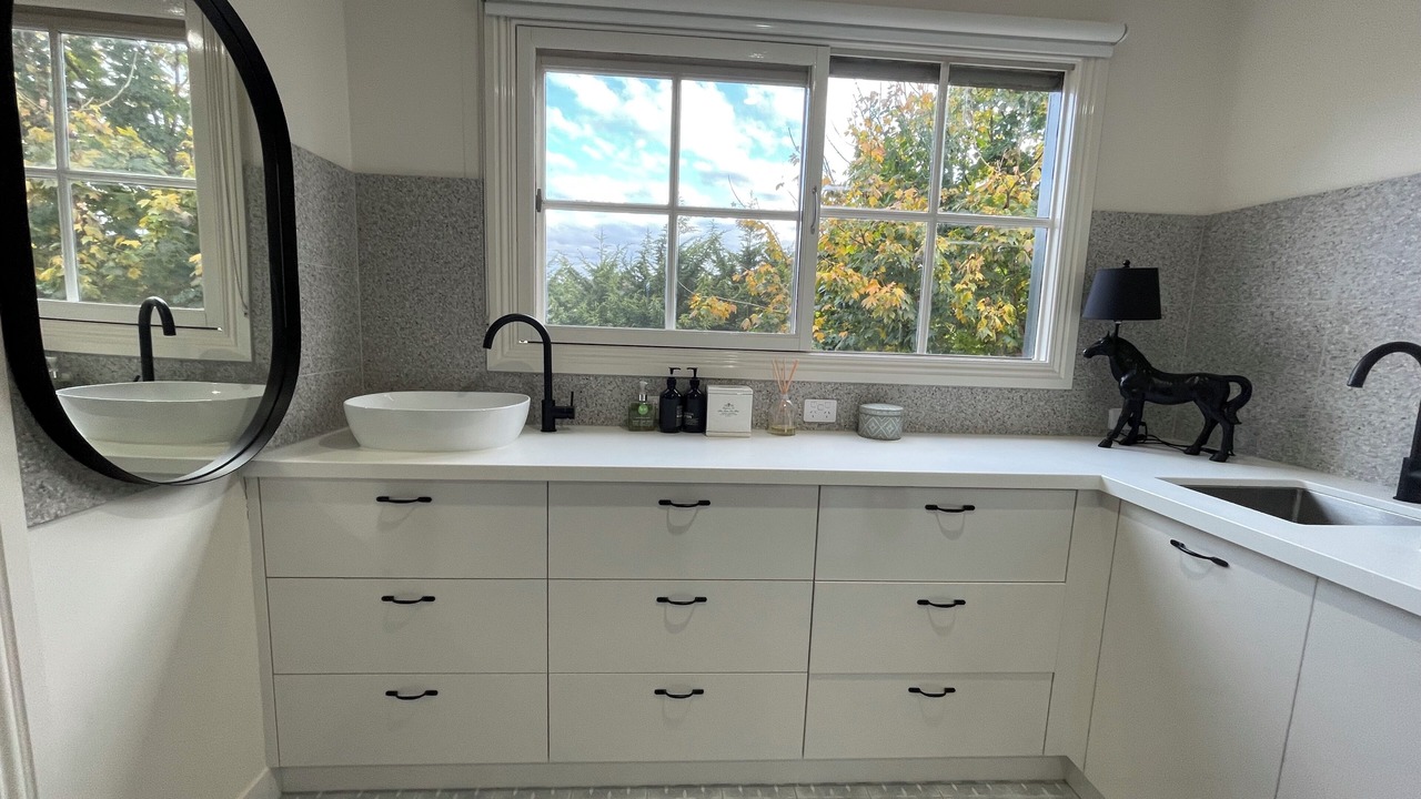 Photo of Bathroom in Harcourt North