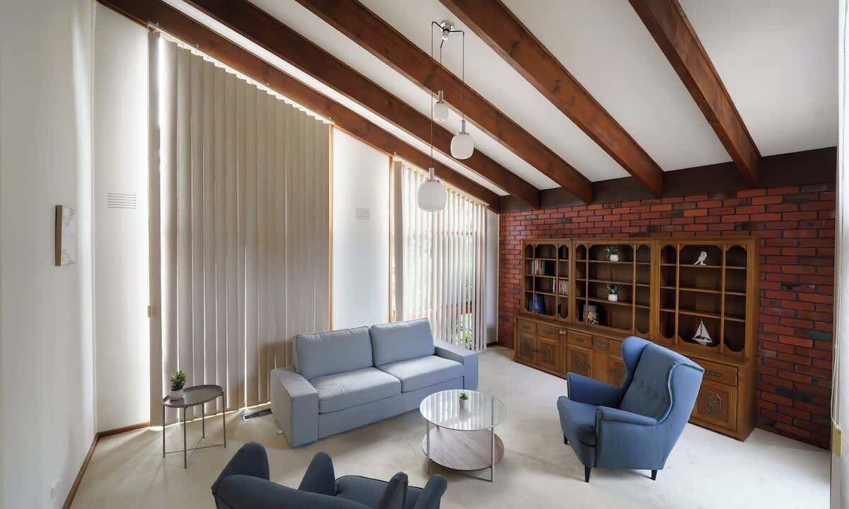 Photo of Livingroom in Surrey Hills