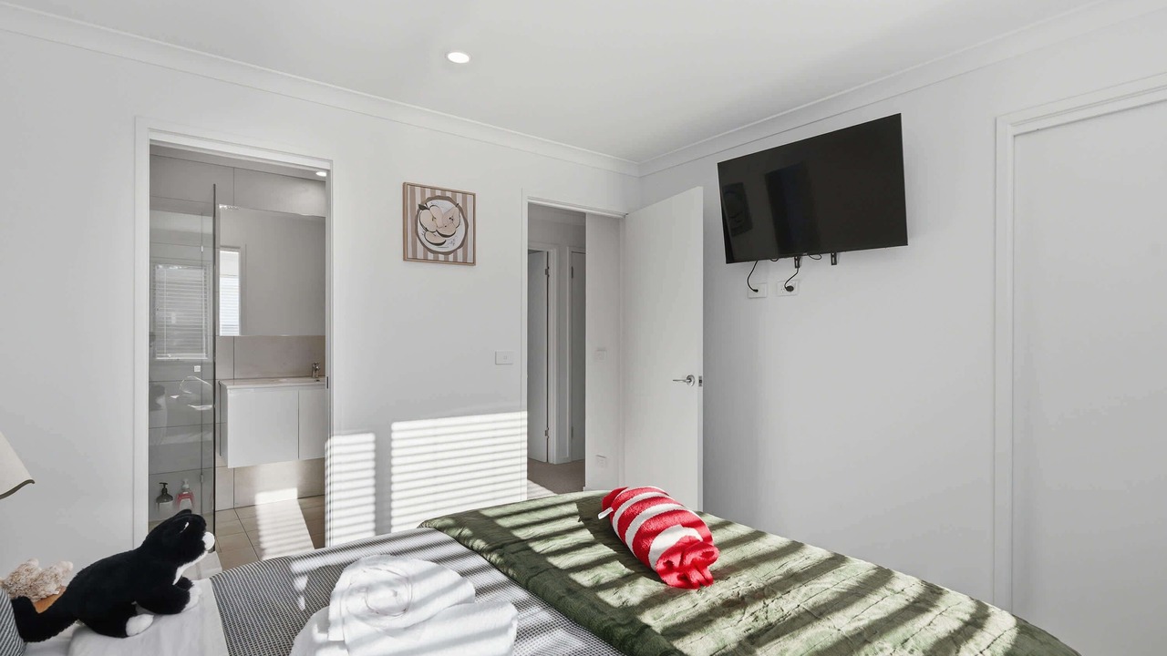 Photo of Bedroom in Howrah