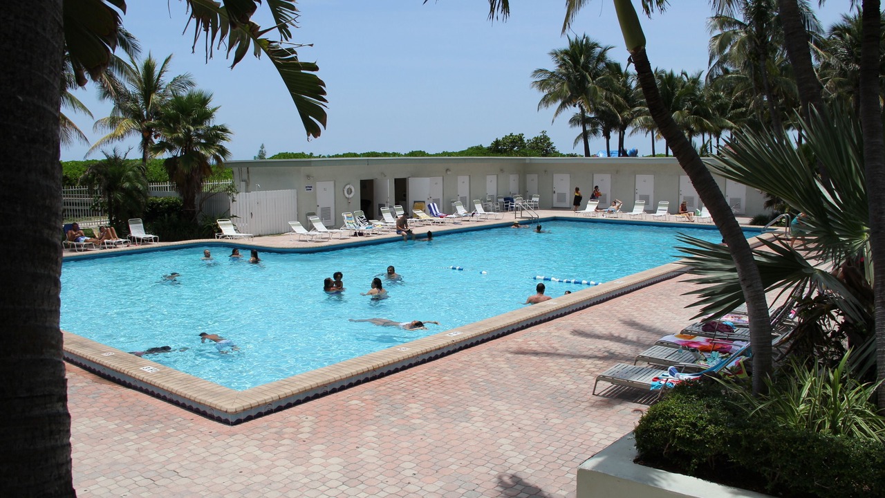 Photo of Outdoor in Mid Beach
