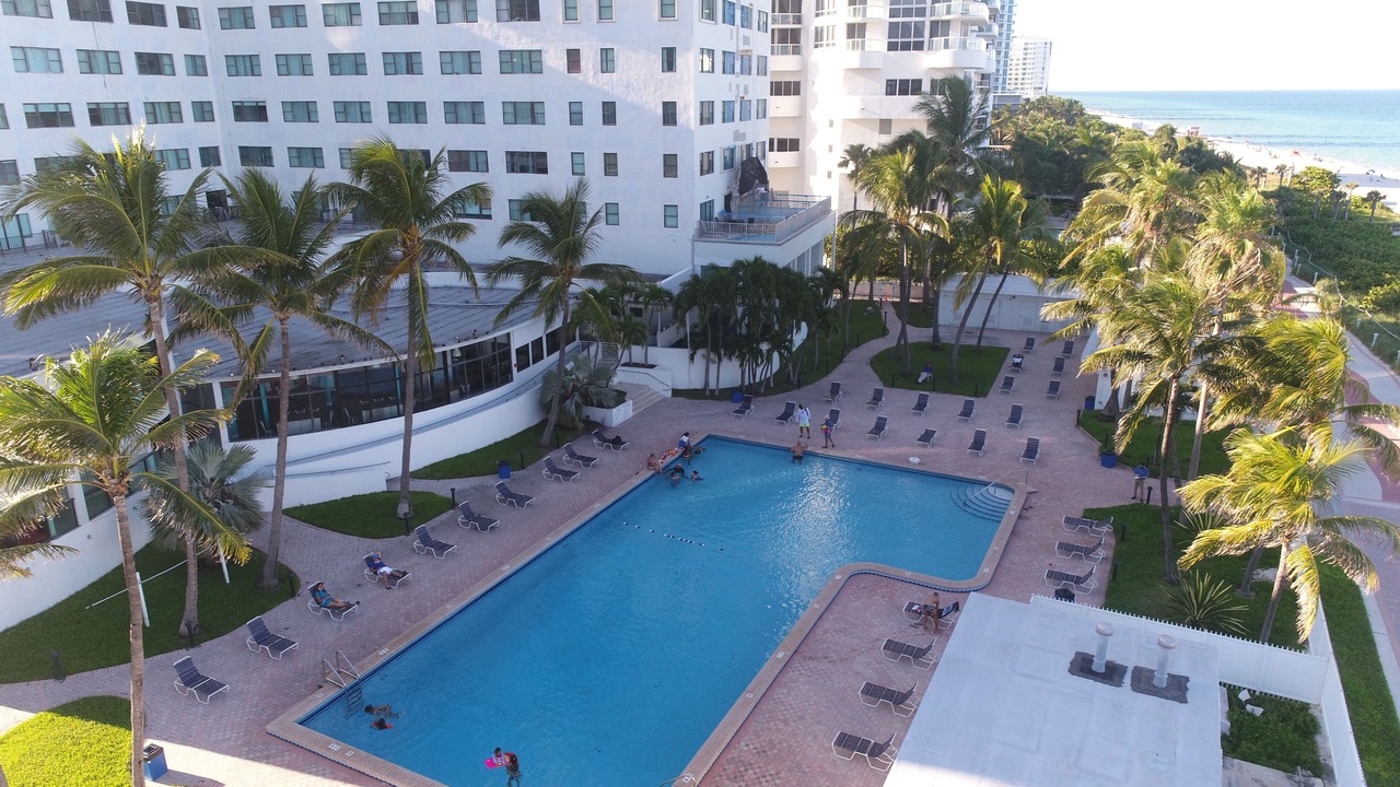 Photo of Outdoor in Mid Beach