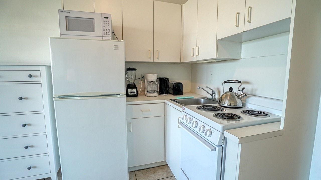 Photo of Kitchen in Mid Beach