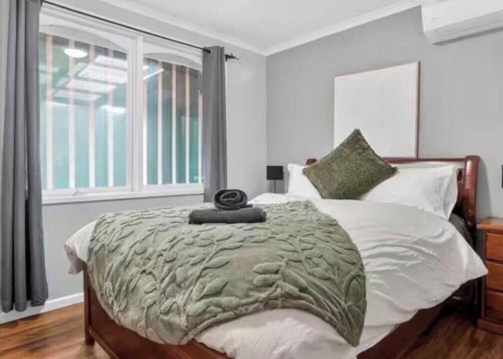 Photo of Bedroom in Frankston East