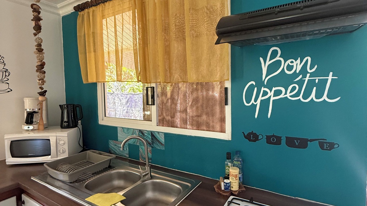 Photo of Kitchen in Teahupoo