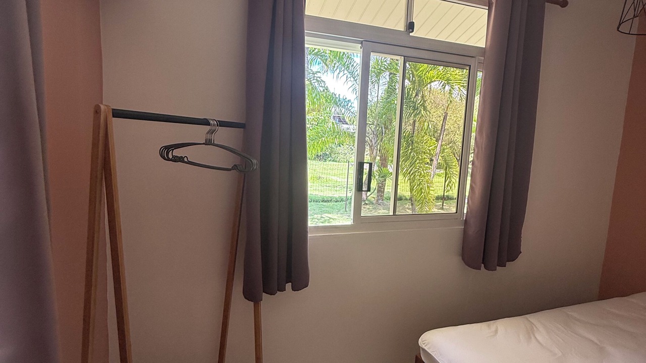 Photo of Bedroom in Teahupoo