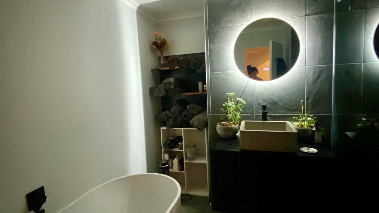 Photo of Bathroom in Mount Alexander Shire
